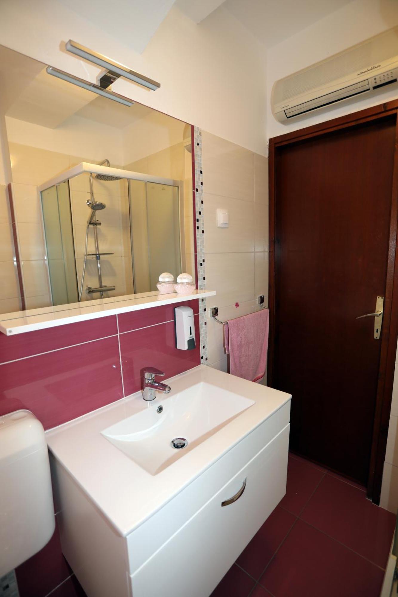 Loren Apartament *